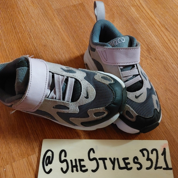 Toddler Air Max - Picture 2 of 6